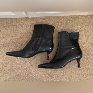 Stuart Weitzman Black Leather Booties Size 10.5 Narrow